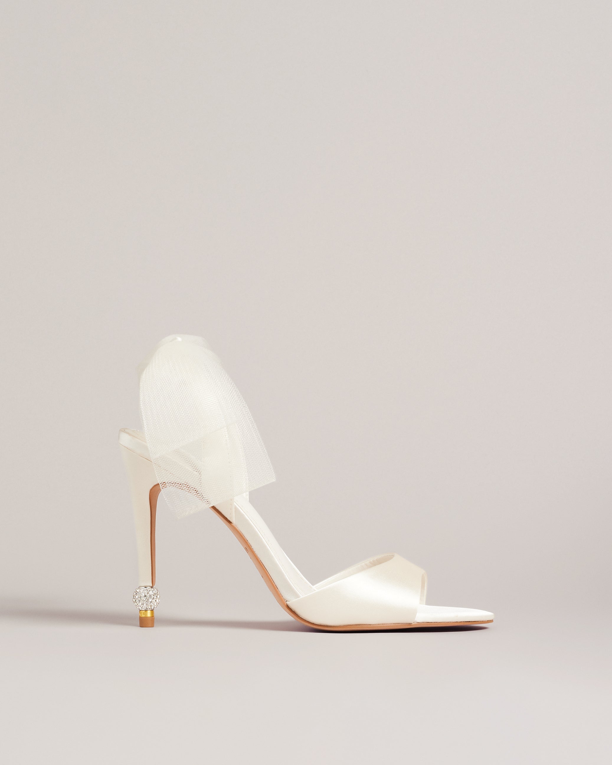 HARINAA IVORY Sandals Ted Baker Serbia